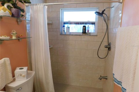 Casa en venta en Holiday, Florida, 2 dormitorios, 86.96 m2 № 1918426 - foto 11