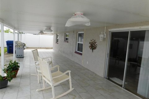 Casa en venta en Holiday, Florida, 2 dormitorios, 86.96 m2 № 1918426 - foto 15
