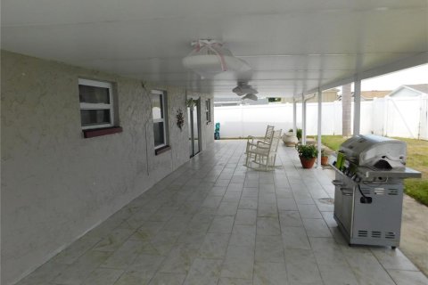 Casa en venta en Holiday, Florida, 2 dormitorios, 86.96 m2 № 1918426 - foto 16