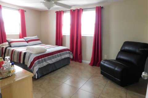 Casa en venta en Holiday, Florida, 2 dormitorios, 86.96 m2 № 1918426 - foto 12
