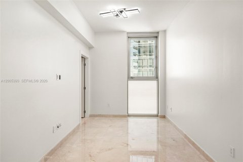 Condo in Sunny Isles Beach, Florida, 4 bedrooms  № 2069577 - photo 16