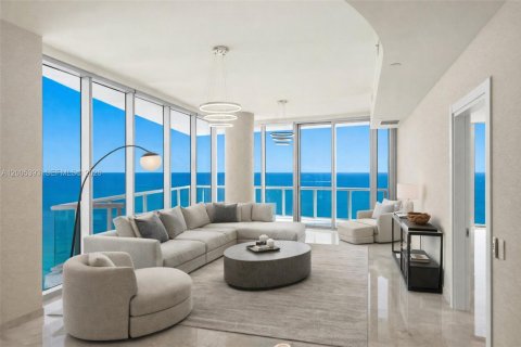 Condo in Sunny Isles Beach, Florida, 4 bedrooms  № 2069577 - photo 5
