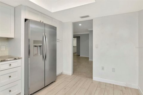 Casa en venta en New Port Richey, Florida, 2 dormitorios, 116.59 m2 № 1808590 - foto 12