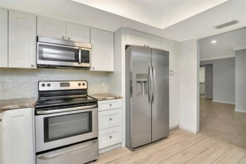 Casa en venta en New Port Richey, Florida, 2 dormitorios, 116.59 m2 № 1808590 - foto 9
