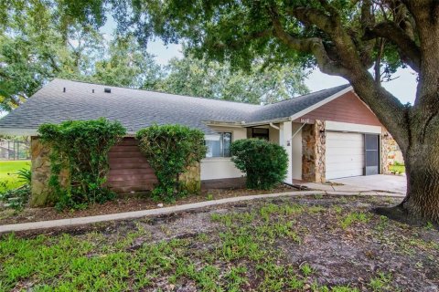 Casa en venta en New Port Richey, Florida, 2 dormitorios, 116.59 m2 № 1808590 - foto 1