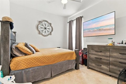 Villa ou maison à vendre à Kissimmee, Floride: 4 chambres, 296.17 m2 № 2405392 - photo 10