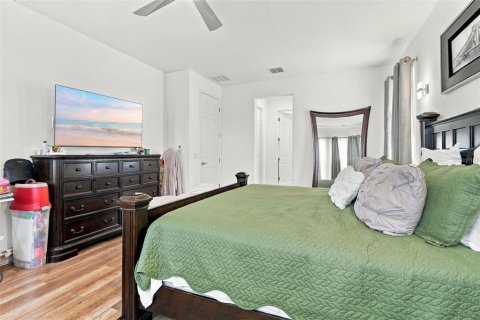 Villa ou maison à vendre à Kissimmee, Floride: 4 chambres, 296.17 m2 № 2405392 - photo 7