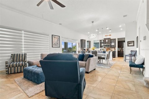 Villa ou maison à vendre à Kissimmee, Floride: 4 chambres, 296.17 m2 № 2405392 - photo 17