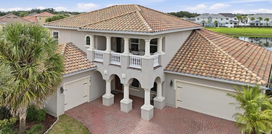 Villa ou maison à Kissimmee, Floride 4 chambres, 296.17 m2 № 2405392