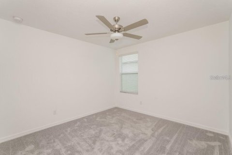 Casa en alquiler en Zephyrhills, Florida, 6 dormitorios, 239.69 m2 № 1906122 - foto 9