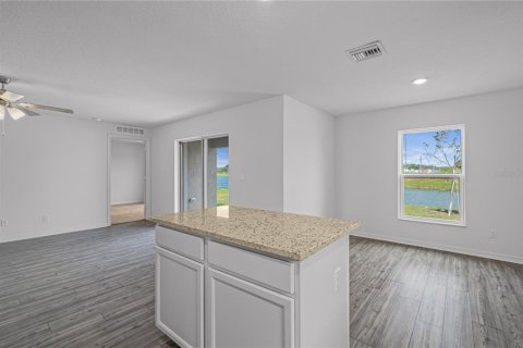 Villa ou maison à vendre à Poinciana, Floride: 3 chambres, 130.16 m2 № 1876499 - photo 4