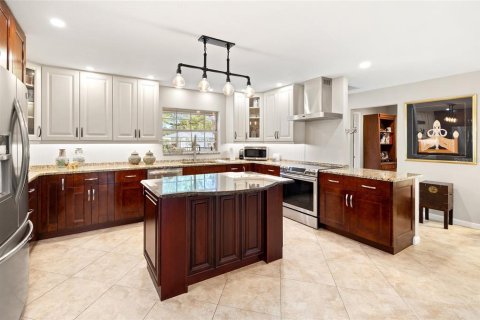Casa en venta en Mount Dora, Florida, 2 dormitorios, 165.74 m2 № 1670006 - foto 13