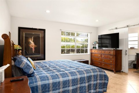 Casa en venta en Mount Dora, Florida, 2 dormitorios, 165.74 m2 № 1670006 - foto 17