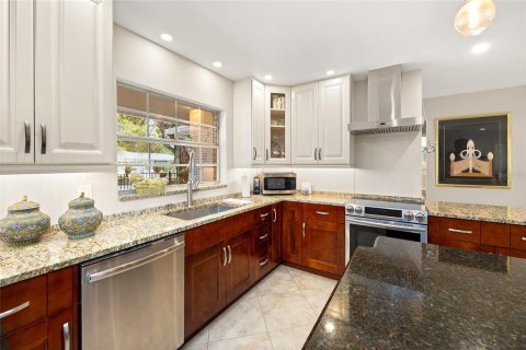 Casa en venta en Mount Dora, Florida, 2 dormitorios, 165.74 m2 № 1670006 - foto 15