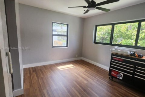 Villa ou maison à vendre à Fort Lauderdale, Floride: 4 chambres, 85.93 m2 № 1822035 - photo 28