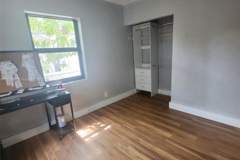 Villa ou maison à vendre à Fort Lauderdale, Floride: 4 chambres, 85.93 m2 № 1822035 - photo 23