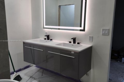 Villa ou maison à vendre à Fort Lauderdale, Floride: 4 chambres, 85.93 m2 № 1822035 - photo 25