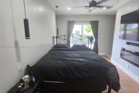 Villa ou maison à vendre à Fort Lauderdale, Floride: 4 chambres, 85.93 m2 № 1822035 - photo 12