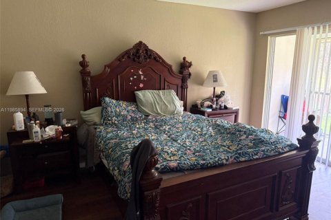 Townhouse in Lauderhill, Florida 3 bedrooms, 147.71 sq.m. № 2047880 - photo 23