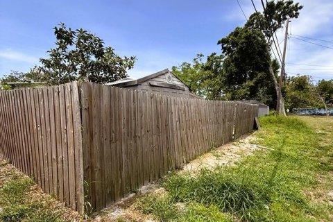 House in Saint Petersburg, Florida 2 bedrooms, 61.32 sq.m. № 1832936 - photo 6