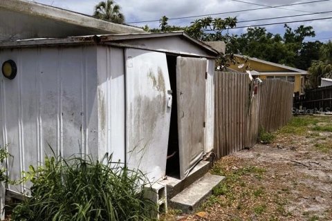 House in Saint Petersburg, Florida 2 bedrooms, 61.32 sq.m. № 1832936 - photo 4