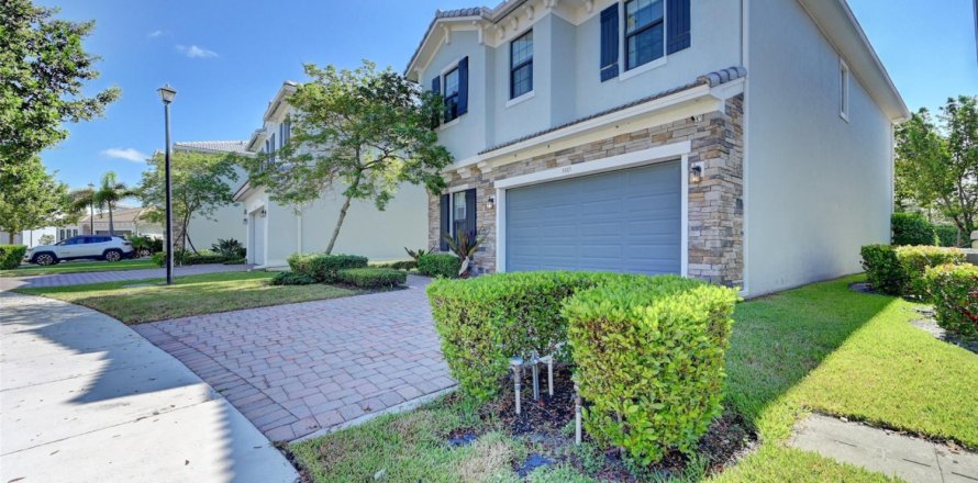 Casa en Coral Springs, Florida 5 dormitorios, 286.79 m2 № 1092717