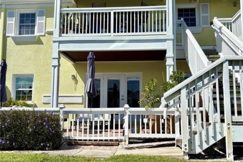 Condo in Saint Petersburg, Florida, 2 bedrooms  № 2201587 - photo 22