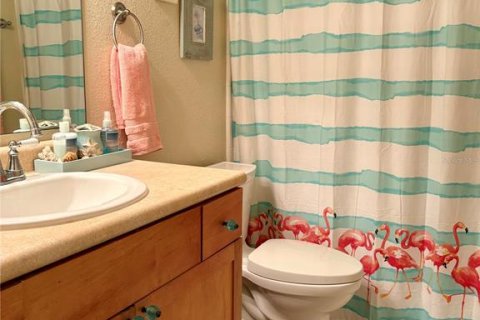 Condo in Saint Petersburg, Florida, 2 bedrooms  № 2201587 - photo 12