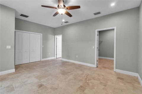House in Sarasota, Florida 3 bedrooms, 188.78 sq.m. № 2133751 - photo 17