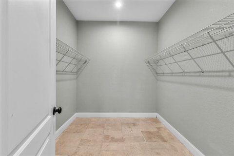 House in Sarasota, Florida 3 bedrooms, 188.78 sq.m. № 2133751 - photo 18