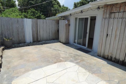 Villa ou maison à louer à Port Charlotte, Floride: 2 chambres, 90.58 m2 № 2420434 - photo 20