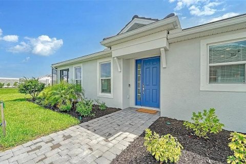 House in Bradenton, Florida 2 bedrooms, 144.74 sq.m. № 2100858