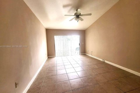 Casa en alquiler en Plantation, Florida, 3 dormitorios, 134.89 m2 № 2076182 - foto 16