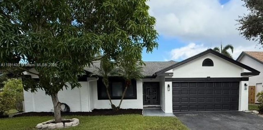 Casa en Sunrise, Florida 3 dormitorios, 157.66 m2 № 1943590