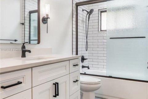 Casa en venta en Sunrise, Florida, 3 dormitorios, 157.66 m2 № 1943590 - foto 19