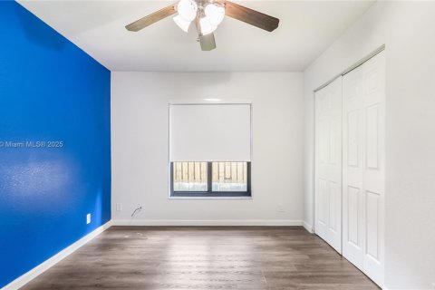 Casa en venta en Sunrise, Florida, 3 dormitorios, 157.66 m2 № 1943590 - foto 18