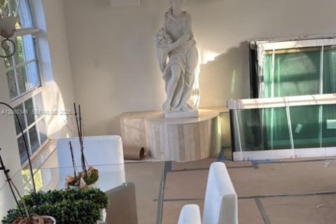 Casa en venta en Coral Springs, Florida, 5 dormitorios, 433.85 m2 № 2363605 - foto 22
