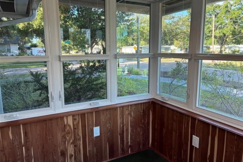 Casa en alquiler en Saint Petersburg, Florida, 3 dormitorios, 166.3 m2 № 2092348 - foto 10