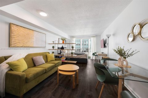 Copropriété à louer à Miami, Floride: 39.48 m2 № 1942971 - photo 3
