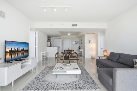 Купить кондоминиум в Майами, Флорида 2 спальни, 90.58м2, № 2086510 - фото 13