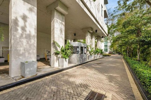 Купить кондоминиум в Майами, Флорида 2 спальни, 90.58м2, № 2086510 - фото 4