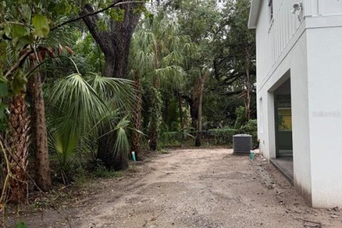 House in Tampa, Florida 5 bedrooms, 307.97 sq.m. № 1795261 - photo 28