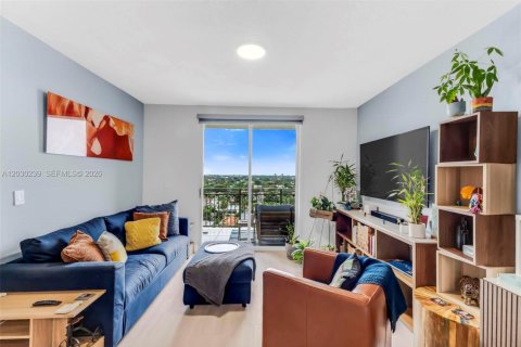 Condo in Miami, Florida, 1 bedroom  № 2088425 - photo 10
