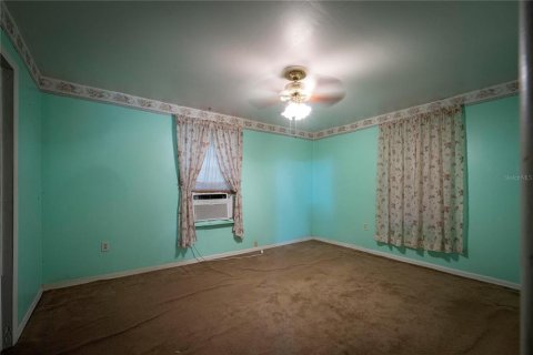 Villa ou maison à vendre à Tampa, Floride: 4 chambres, 134.52 m2 № 2411626 - photo 8
