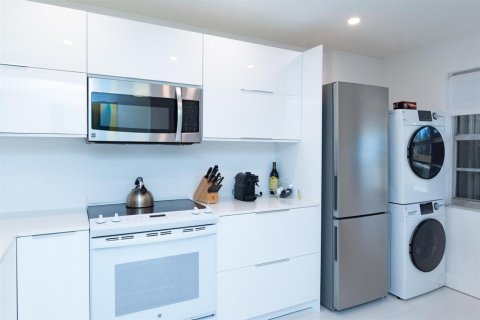 Copropriété à louer à Palm Beach, Floride: 1 chambre, 87.33 m2 № 2145780 - photo 15