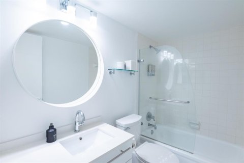 Copropriété à louer à Palm Beach, Floride: 1 chambre, 87.33 m2 № 2145780 - photo 25