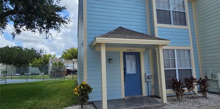 Adosado en Tampa, Florida 3 dormitorios, 126.16 m2 № 2238579
