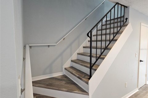 Adosado en venta en Tampa, Florida, 3 dormitorios, 126.16 m2 № 2238579 - foto 10