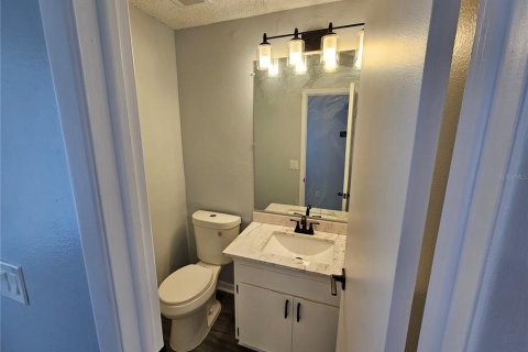 Adosado en venta en Tampa, Florida, 3 dormitorios, 126.16 m2 № 2238579 - foto 8