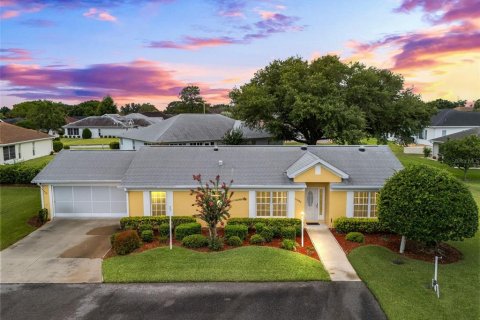 Villa ou maison à Summerfield, Floride 3 chambres, 134.34 m2 № 2133591